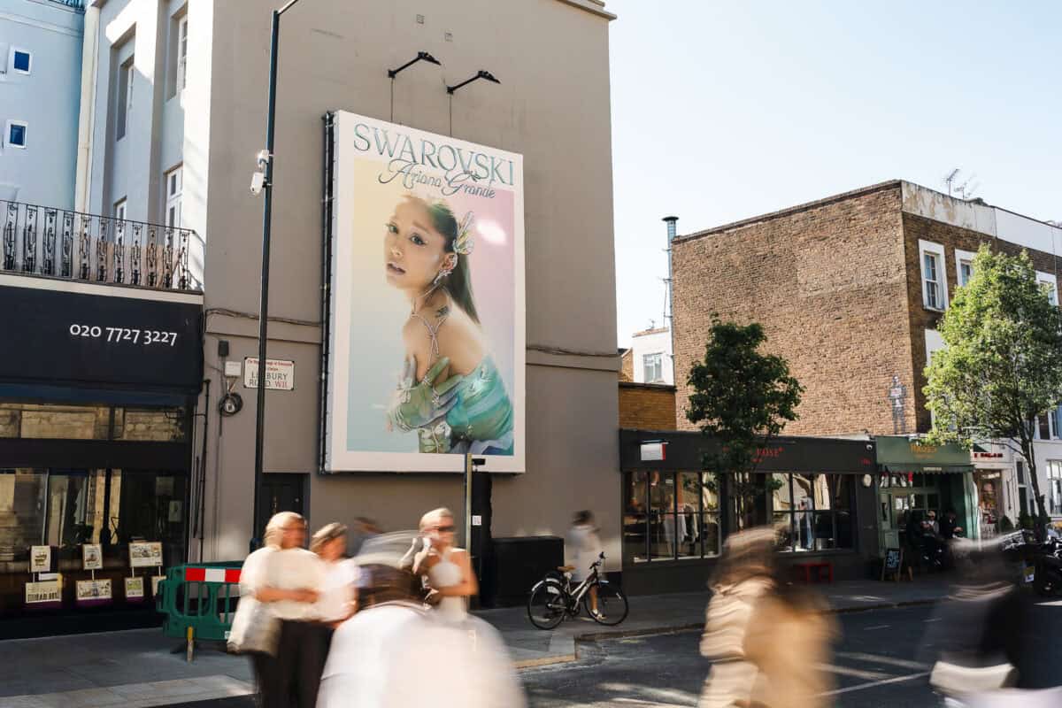 Burberry & Swarovski Across London campaign photograph 2