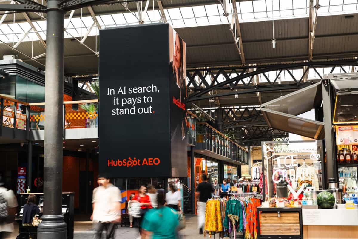 HubSpot Spitalfields Domination campaign photograph 3