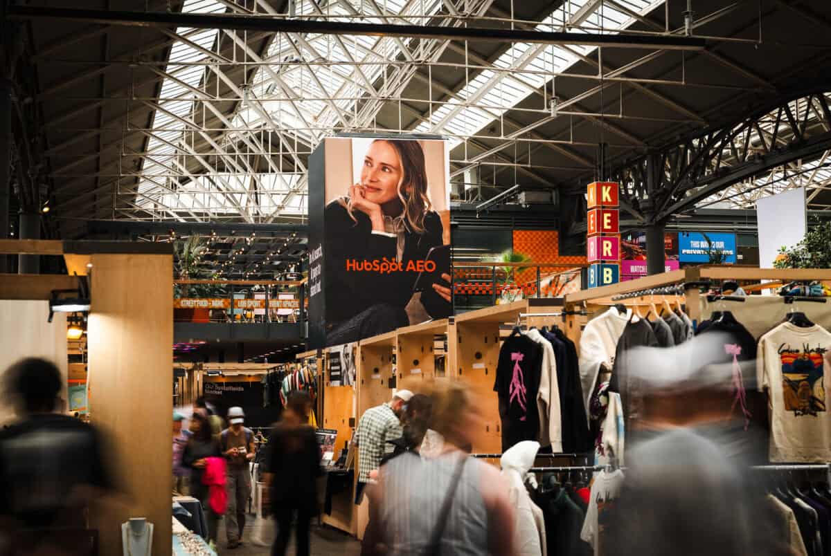 HubSpot Spitalfields Domination campaign photograph 11