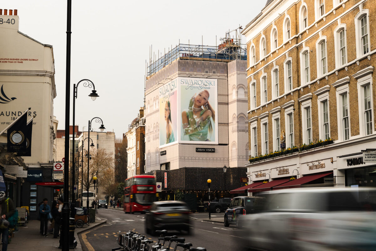 Burberry & Swarovski Across London campaign photograph 26