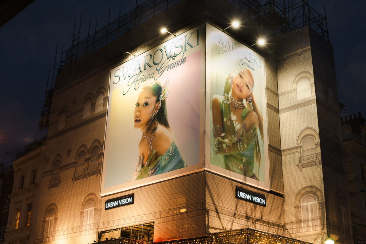 Burberry & Swarovski Across London campaign photograph 40