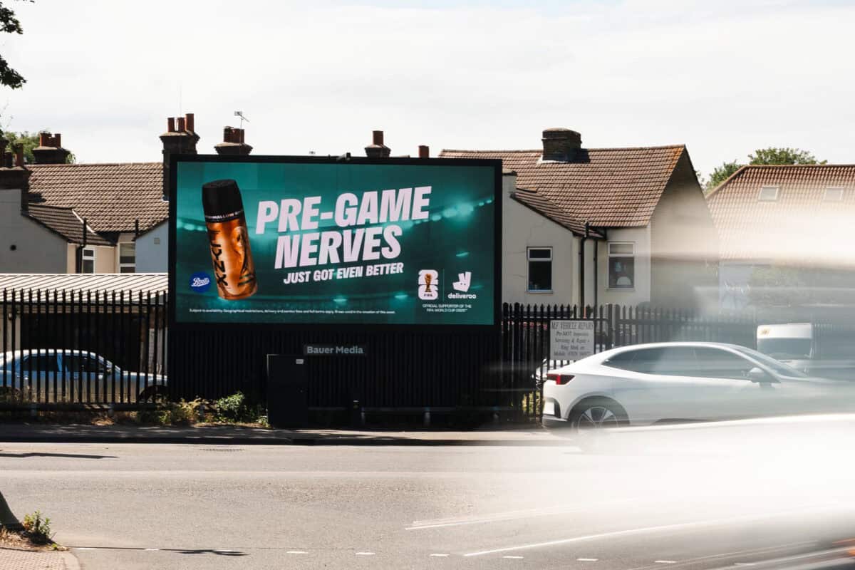 Deliveroo Football OOH Campaign campaign photograph 34