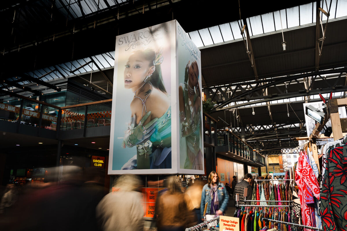 Burberry & Swarovski Across London campaign photograph 52