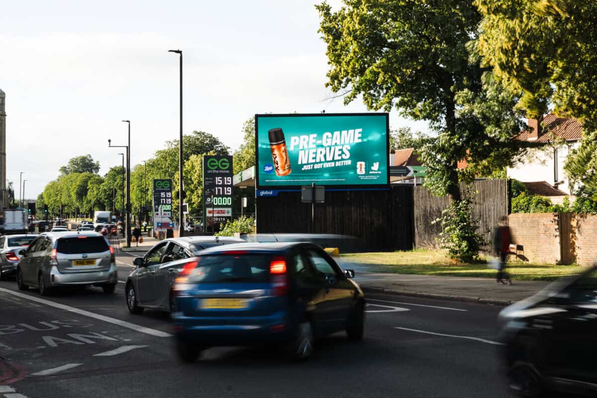 Deliveroo Football OOH Campaign campaign photograph 45