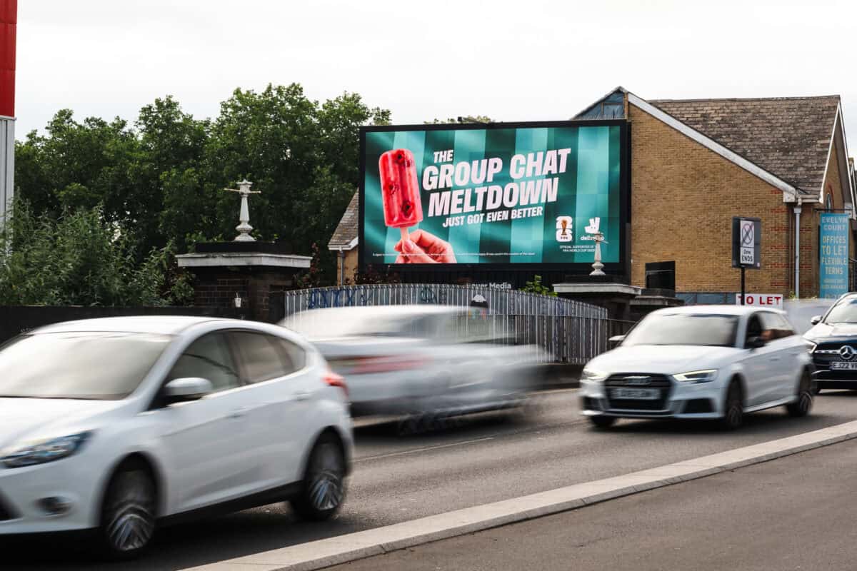 Deliveroo Football OOH Campaign campaign photograph 52