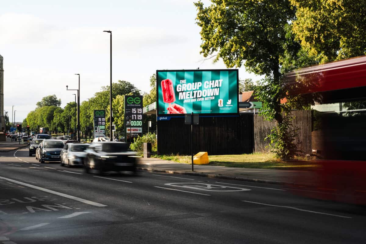 Deliveroo Football OOH Campaign campaign photograph 53